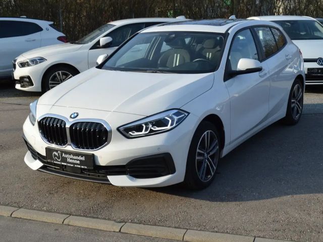 BMW 118 118d Advantage pakket Sedan