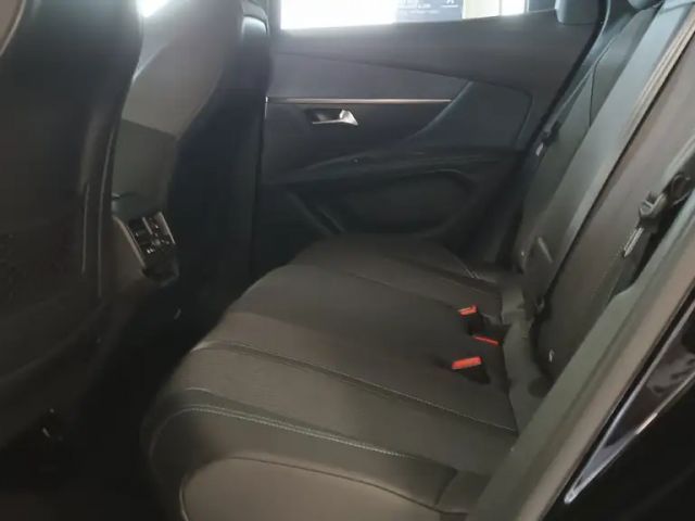 Peugeot 3008 Allure Pack EAT8