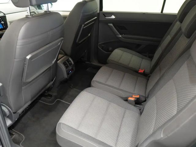 Volkswagen Touran 1.5 TSI DSG