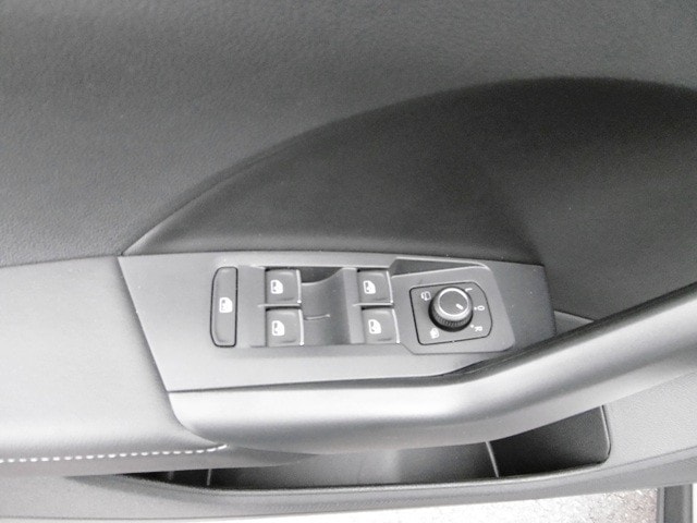 Volkswagen T-Cross 1.0 TSI R-Line