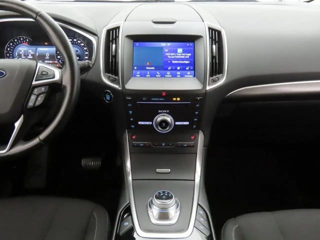 Ford S-Max Titanium