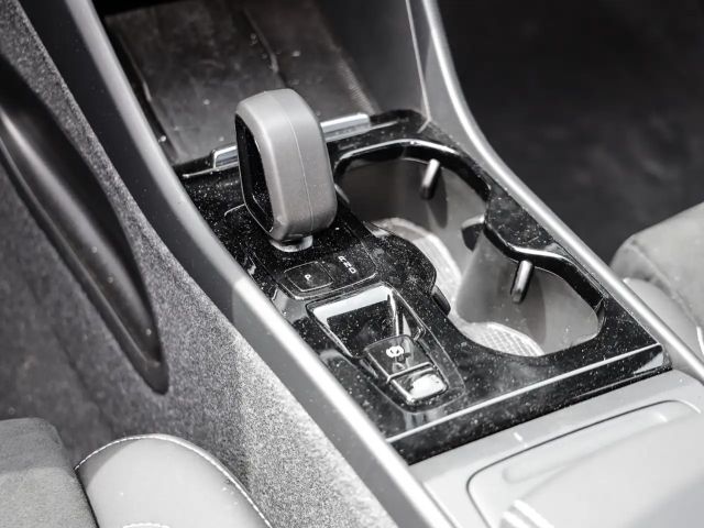 Volvo XC40 Dark Plus