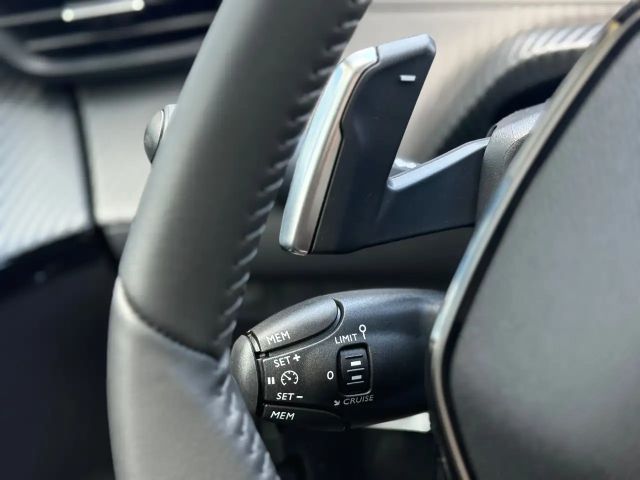 Peugeot 208 1.2 Sitzheizung*Digitales Kombiinstrument*