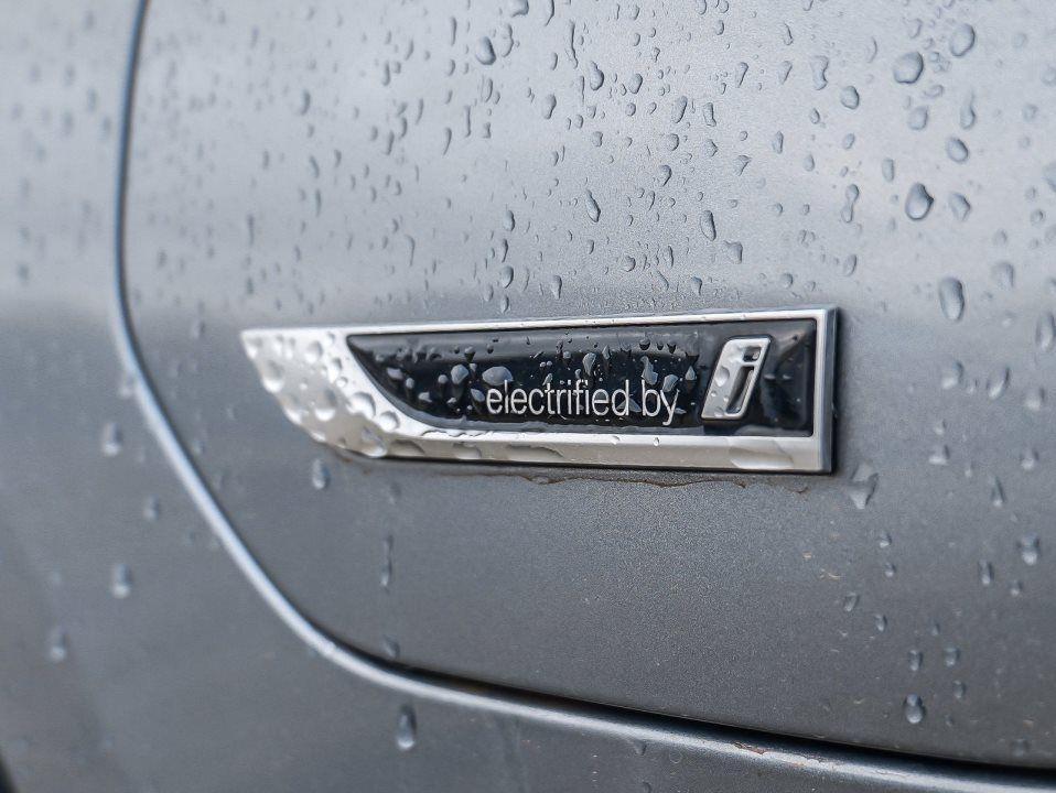 BMW 330 330e Touring