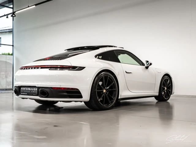 Porsche 992 4 Carrera Coupé