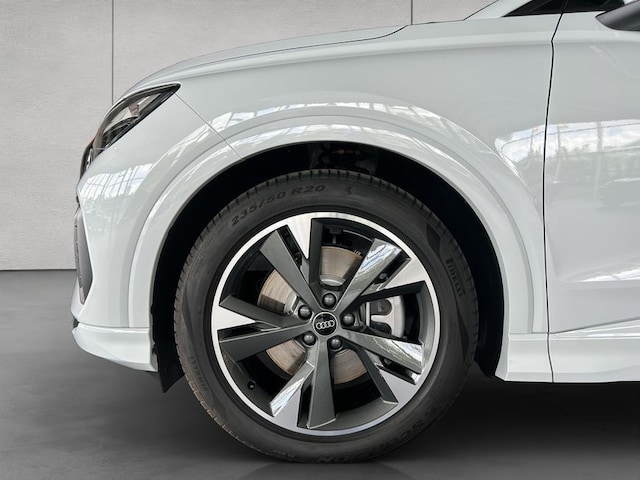 Audi Q4 e-tron Quattro