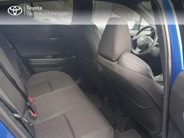 Toyota C-HR Hybride Team D