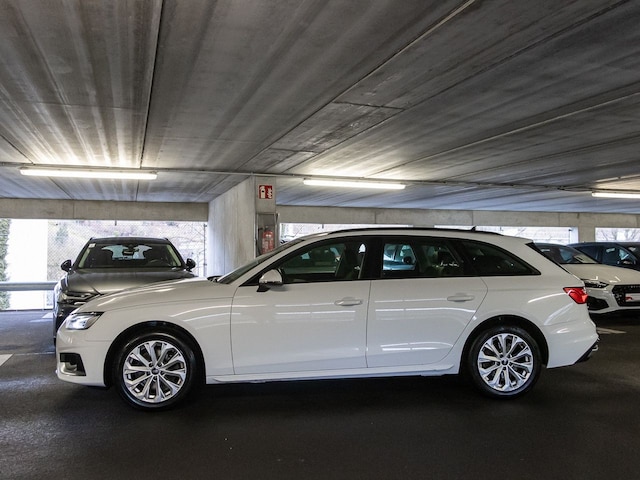 Audi A4 30 TDI Avant S-Tronic
