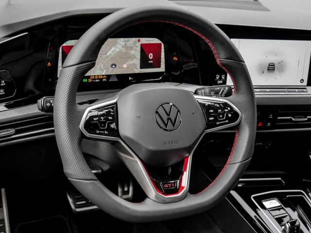 Volkswagen Golf 2.0 TSI GTI