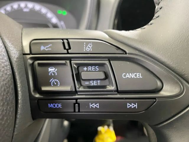 Toyota Aygo X Bi-Tone Hatchback