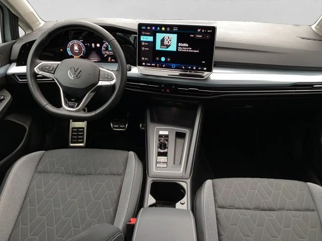 Volkswagen Golf 2.0 TDI DSG Variant