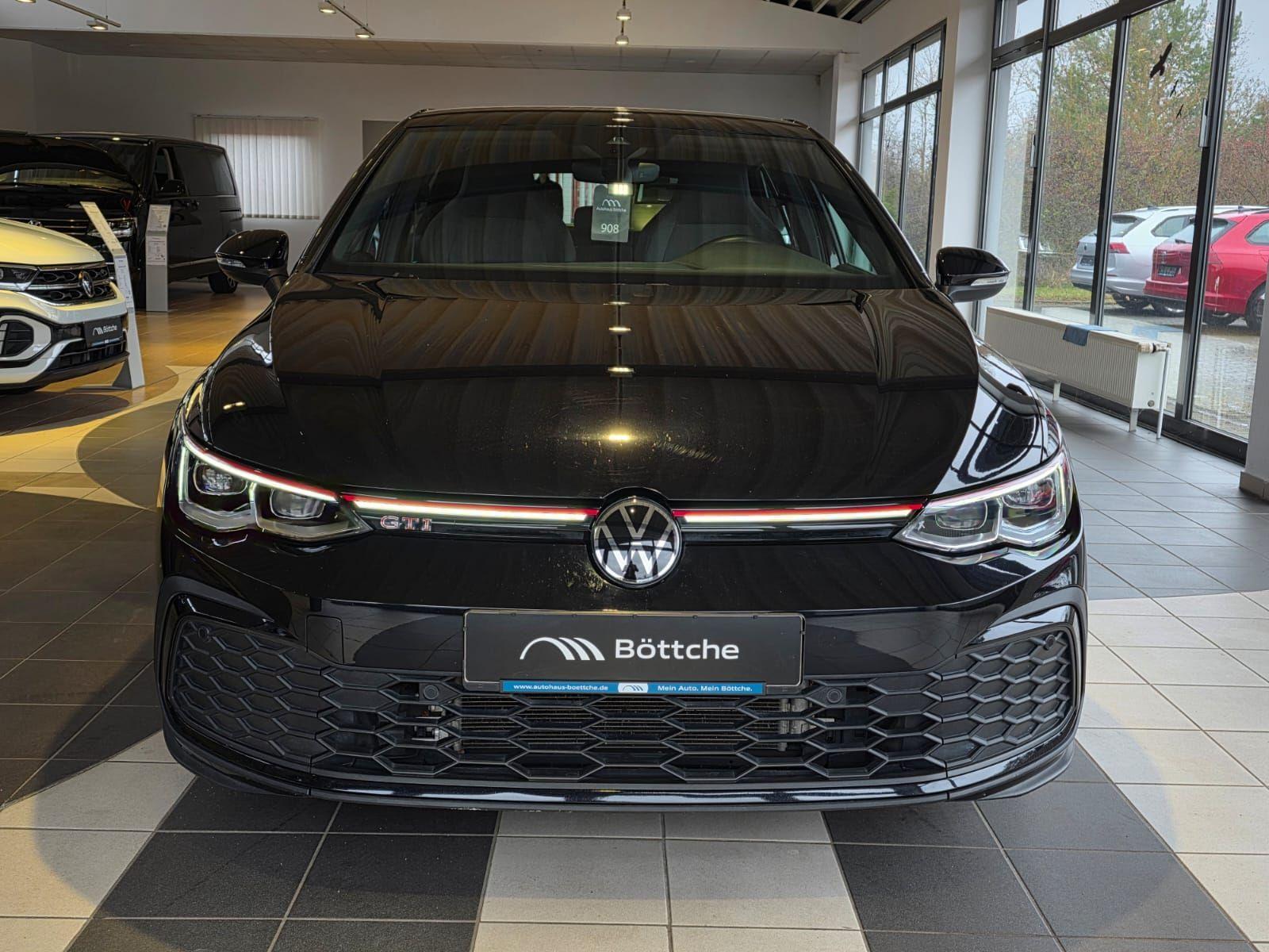 Volkswagen Golf 2.0 TSI DSG GTI IQ.Drive