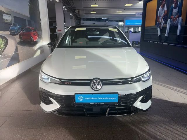 Volkswagen Golf 2.0 TSI DSG GTI