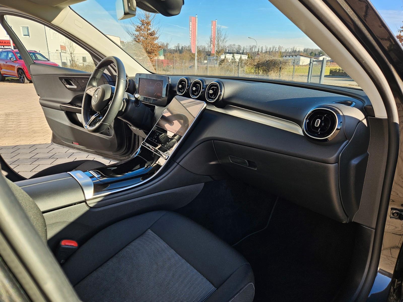 Mercedes-Benz C 220 Business Line C 220 d Estate