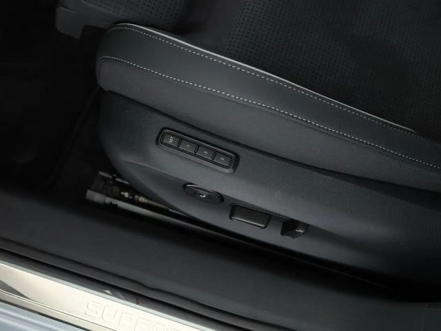 Skoda Superb Sportline iV