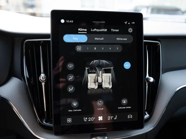 Volvo XC60 AWD Plus T8