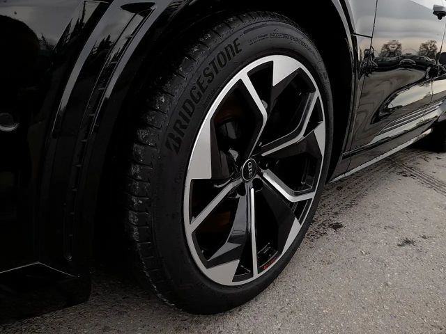 Audi e-tron Quattro S-Line