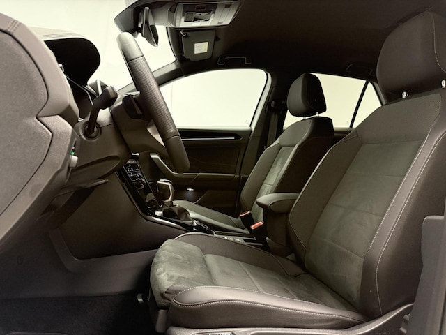 Volkswagen T-Roc 1.5 TSI DSG R-Line