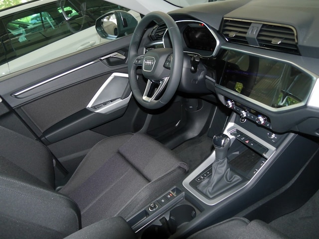 Audi Q3 35 TDI S-Tronic