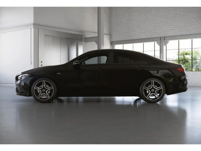 Mercedes-Benz CLA 180 AMG Line Coupé