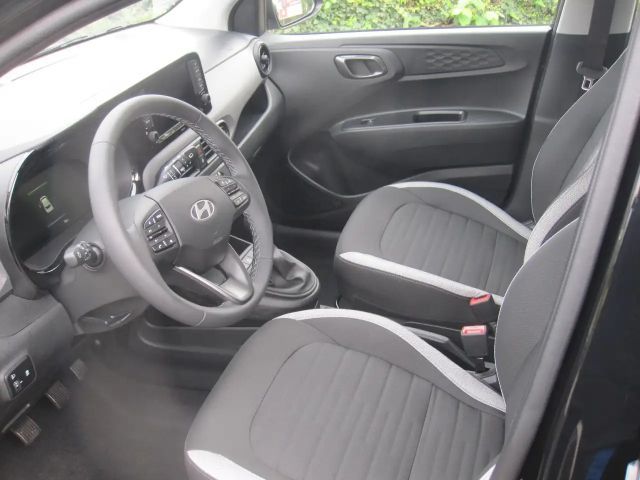 Hyundai i10 1.0