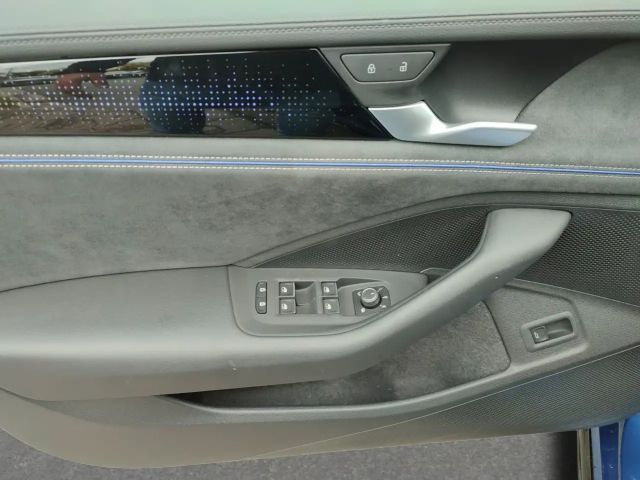 Volkswagen Passat 2.0 TDI R-Line Style Variant