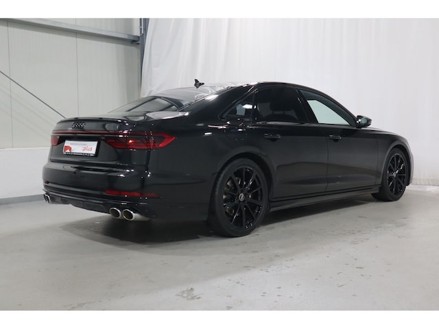 Audi S8 Quattro