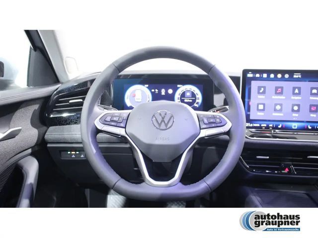 Volkswagen Passat 1.5 eTSI DSG
