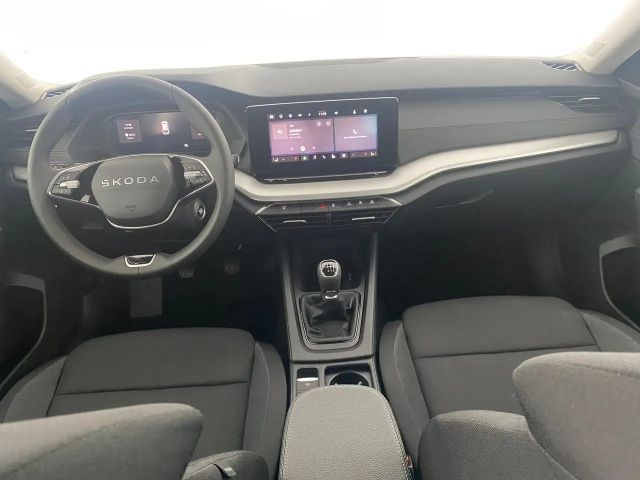 Skoda Octavia Essence TSI