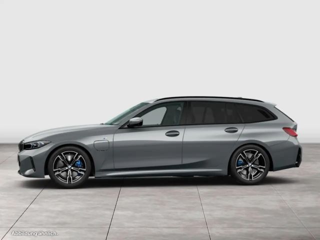 BMW 330 330e M-Sport