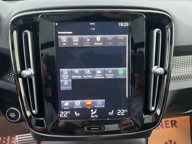 Volvo XC40 R-Design Recharge T5