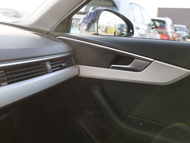 Audi A4 40 TFSI Avant S-Tronic