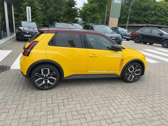 Renault 5 E-Tech Techno