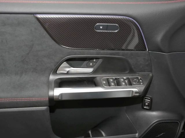 Mercedes-Benz GLB 200 AMG Line