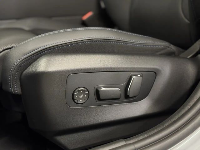 BMW 530 530e M-Sport Sedan xDrive