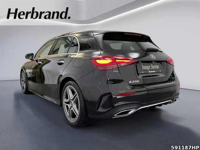 Mercedes-Benz A 200 AMG Line