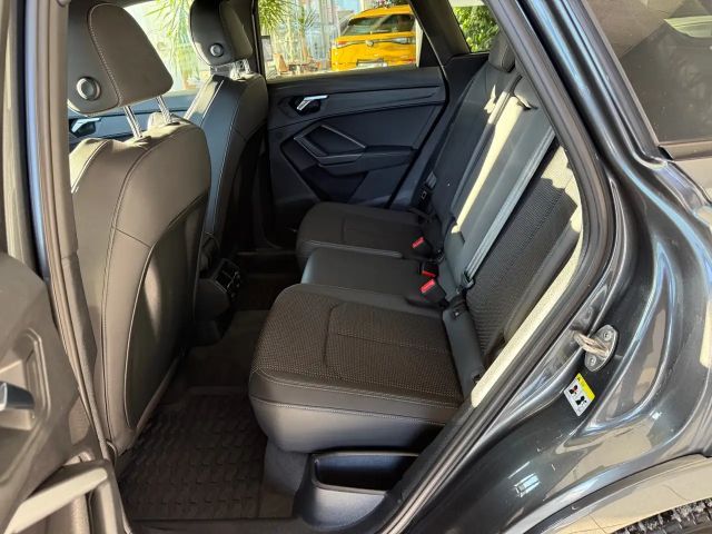 Audi Q3 35 TFSI S-Line