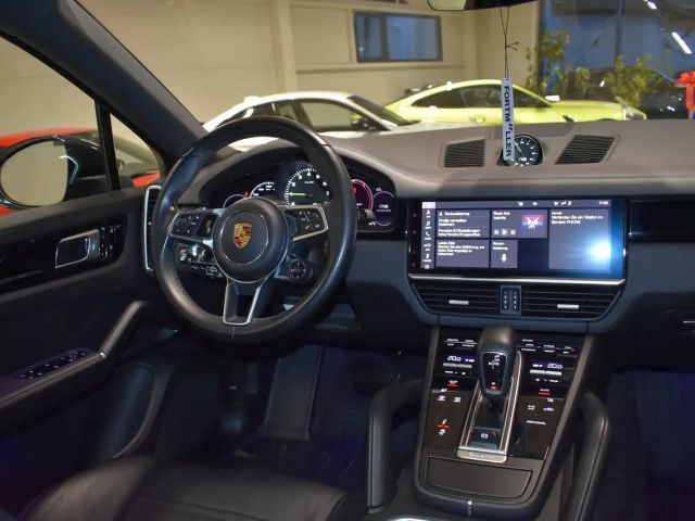 Porsche Cayenne Coupé E-Hybrid