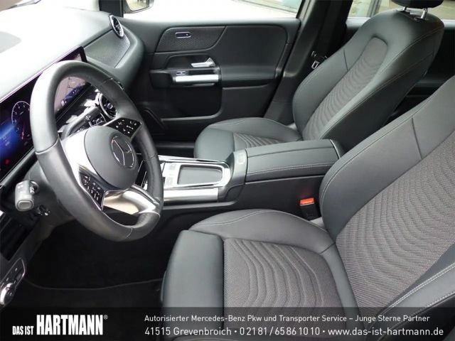 Mercedes-Benz B 180 Progressive Sedan