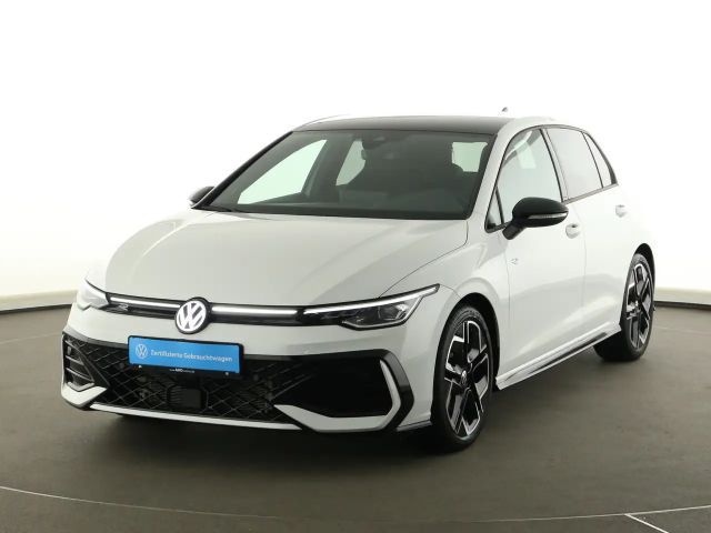 Volkswagen Golf 1.5 eTSI DSG Golf VIII R-Line