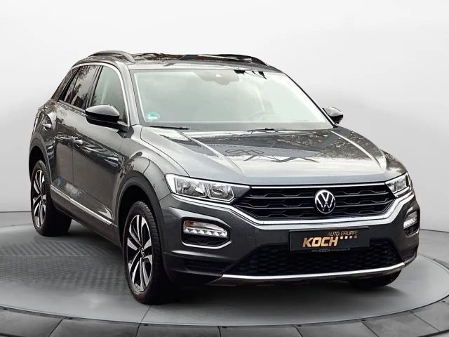 Volkswagen T-Roc 1.5TSI United Navi Pano