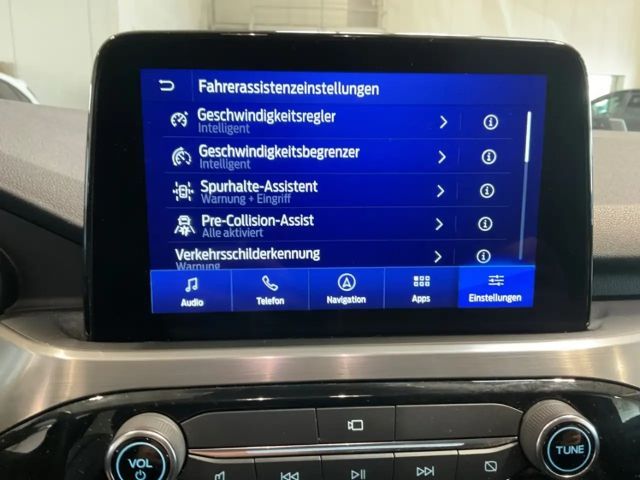 Ford Kuga Plug in Hybrid Titanium