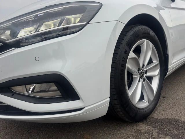 Volkswagen Passat 2.0 TSI Business DSG Variant