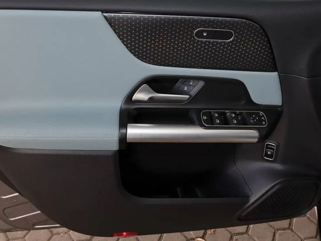 Mercedes-Benz B 200 TOTWINKEL+DISTRONIC+KAMERA+MBUX+LED+17"