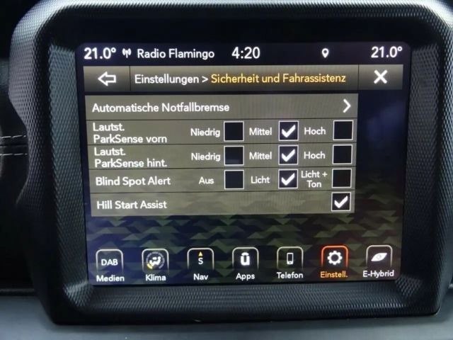 Jeep Wrangler 4xe Sahara