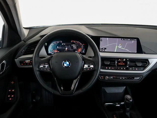 BMW 118 118d Advantage pakket Sedan