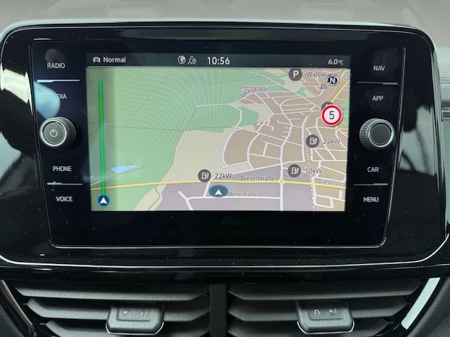 Volkswagen T-Roc T-Roc R-Line 2.0 l TSI OPF 4MOTION 140 k W (190 PS) 7-Gang-Doppelkupplungsgetrieb DSG