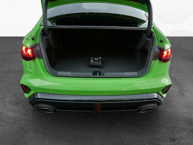 Audi RS3 Quattro S-Tronic Sedan