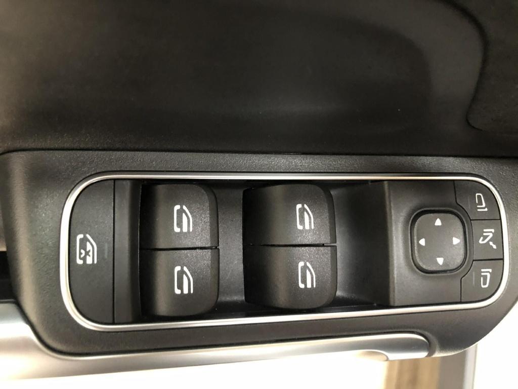 Mercedes-Benz GLB 220 4MATIC AMG Line