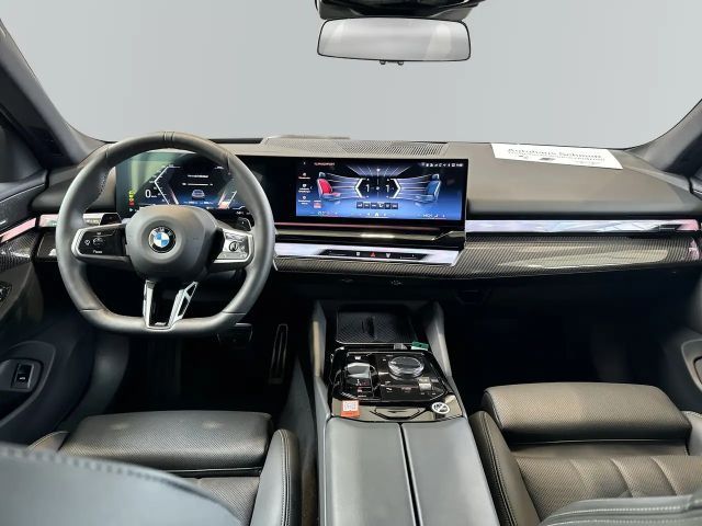 BMW 520 520d M-Sport Touring